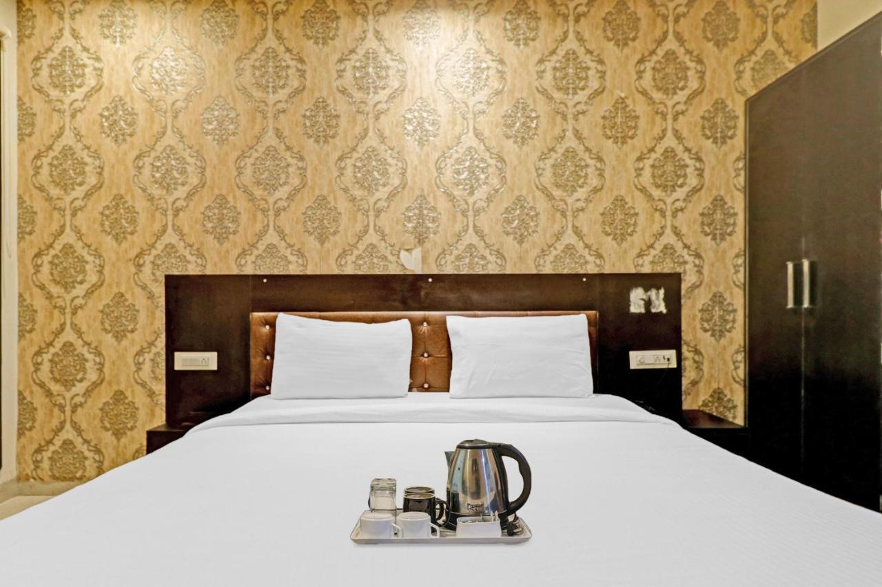 ניו דלהי Oyo 23368 Boutique Hotel Paragon מראה חיצוני תמונה