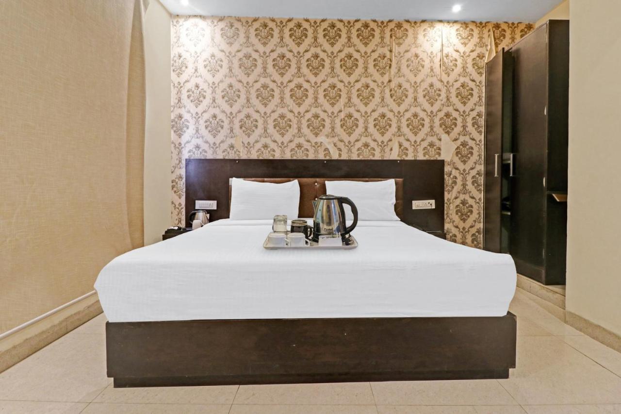 ניו דלהי Oyo 23368 Boutique Hotel Paragon מראה חיצוני תמונה