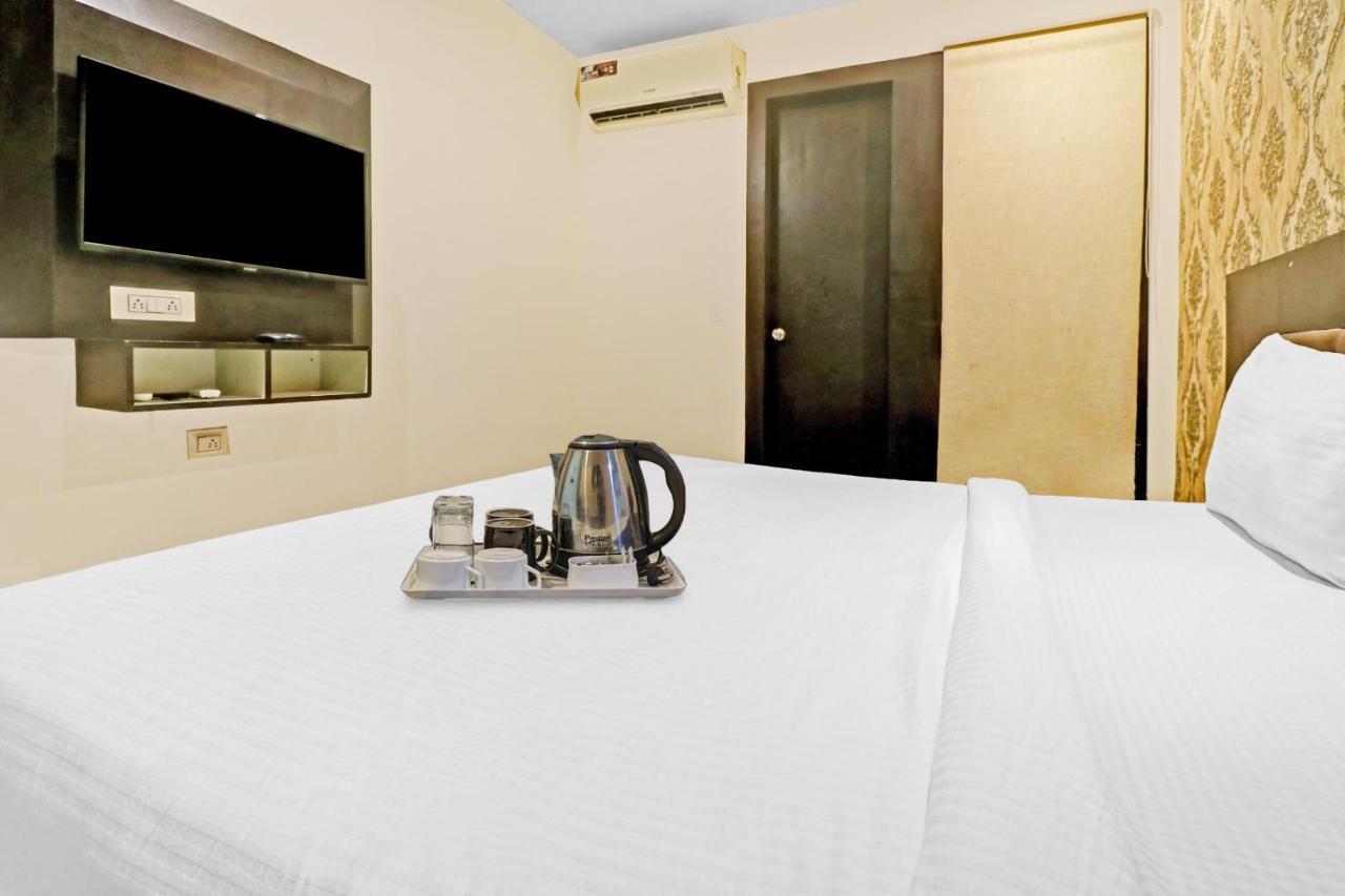 ניו דלהי Oyo 23368 Boutique Hotel Paragon מראה חיצוני תמונה